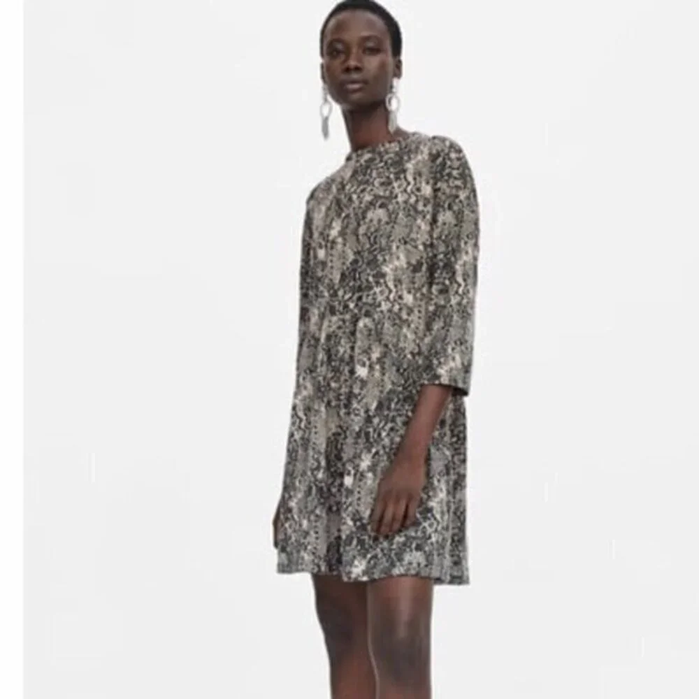 zara snakeskin midi dress Zara AW18 Woman Snakeskin Shirt Dress Slit Midi Maxi 3/4 Sleeve MEDIUM  Blogger